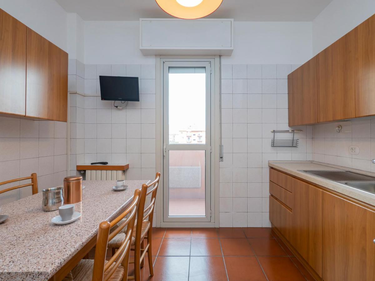 I Host Apartment - Appennini 53 Milano Eksteriør billede
